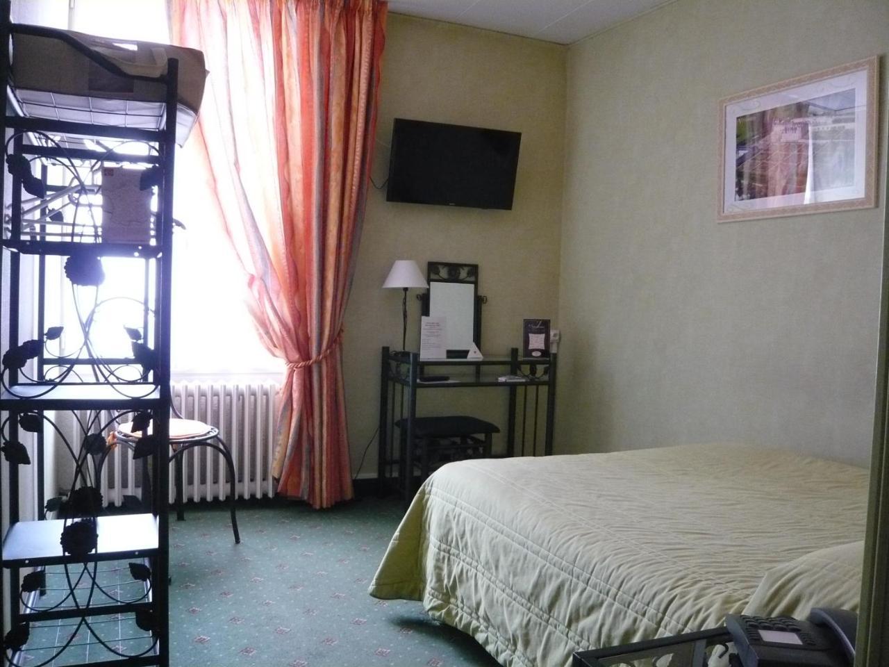 Hotel - Restaurant Saint Jacques Blois Zewnętrze zdjęcie