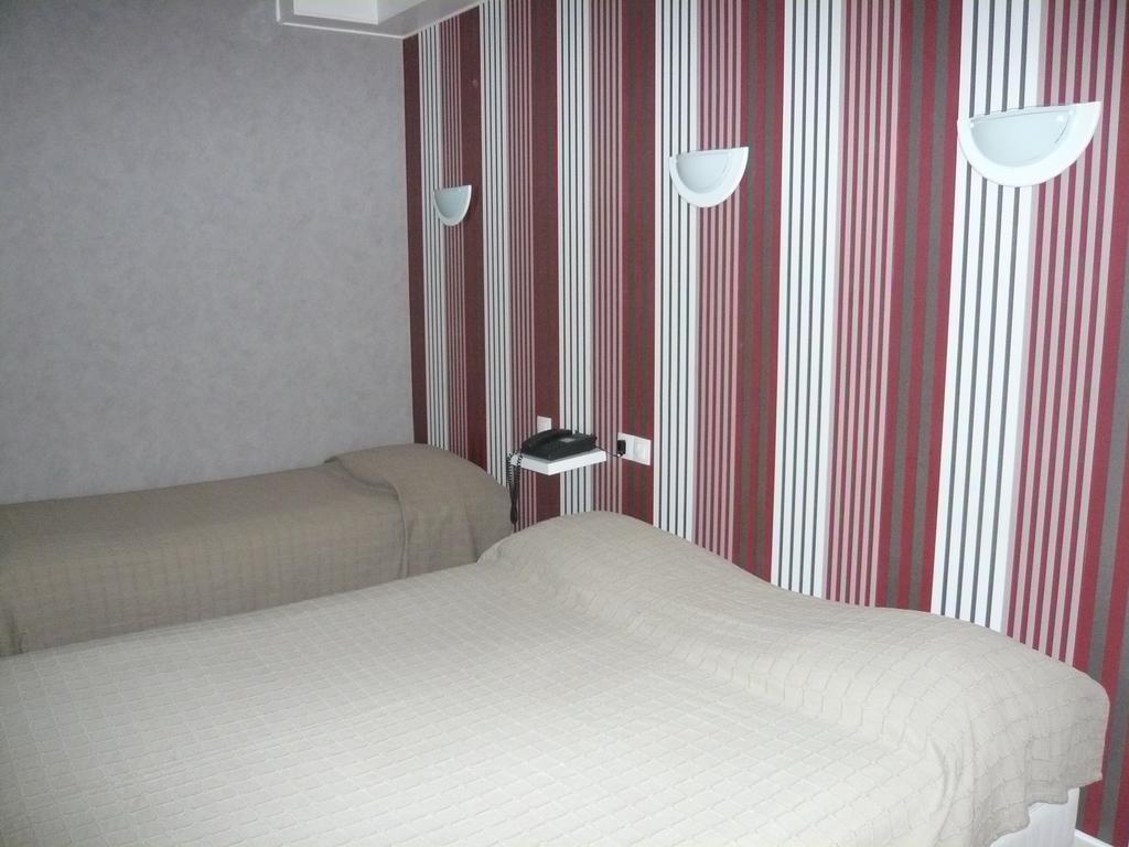 Hotel - Restaurant Saint Jacques Blois Zewnętrze zdjęcie